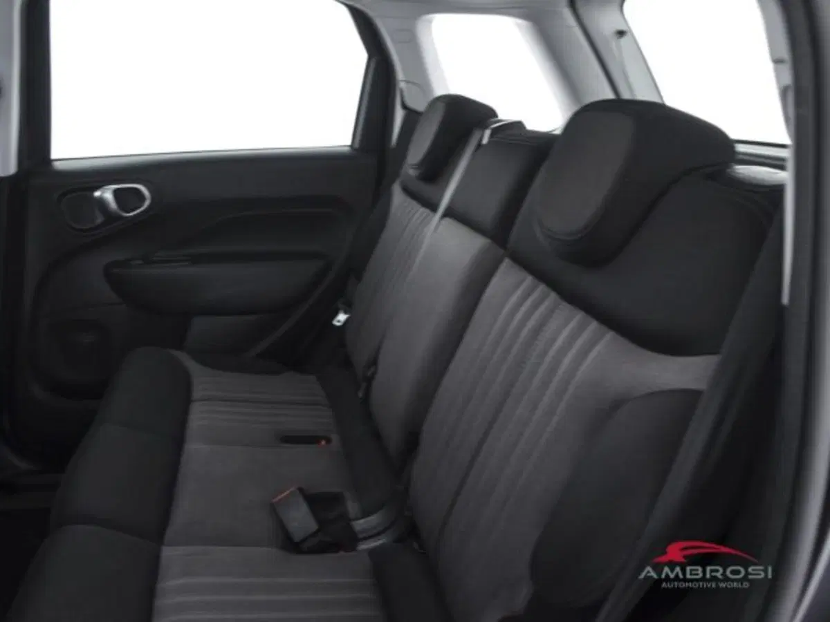 Fiat 500L Living usata a Perugia (10)