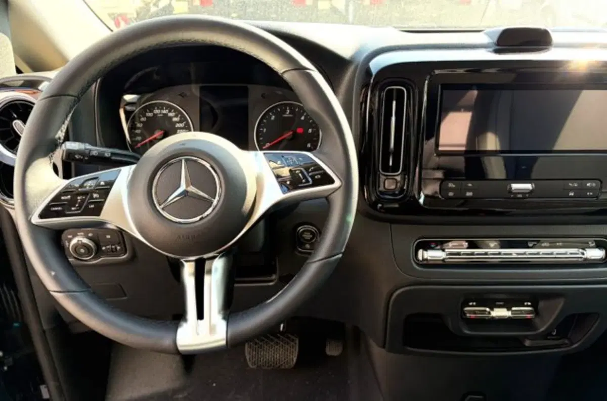 Mercedes-Benz Vito nuova a Bergamo (8)