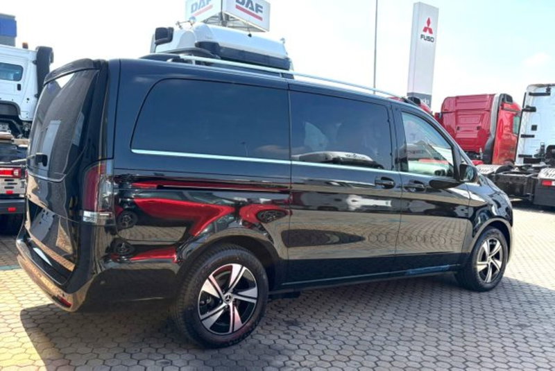 Mercedes-Benz Classe V nuova a Bergamo (4)