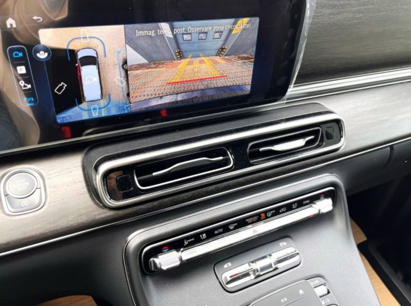 Mercedes-Benz Classe V nuova a Bergamo (9)