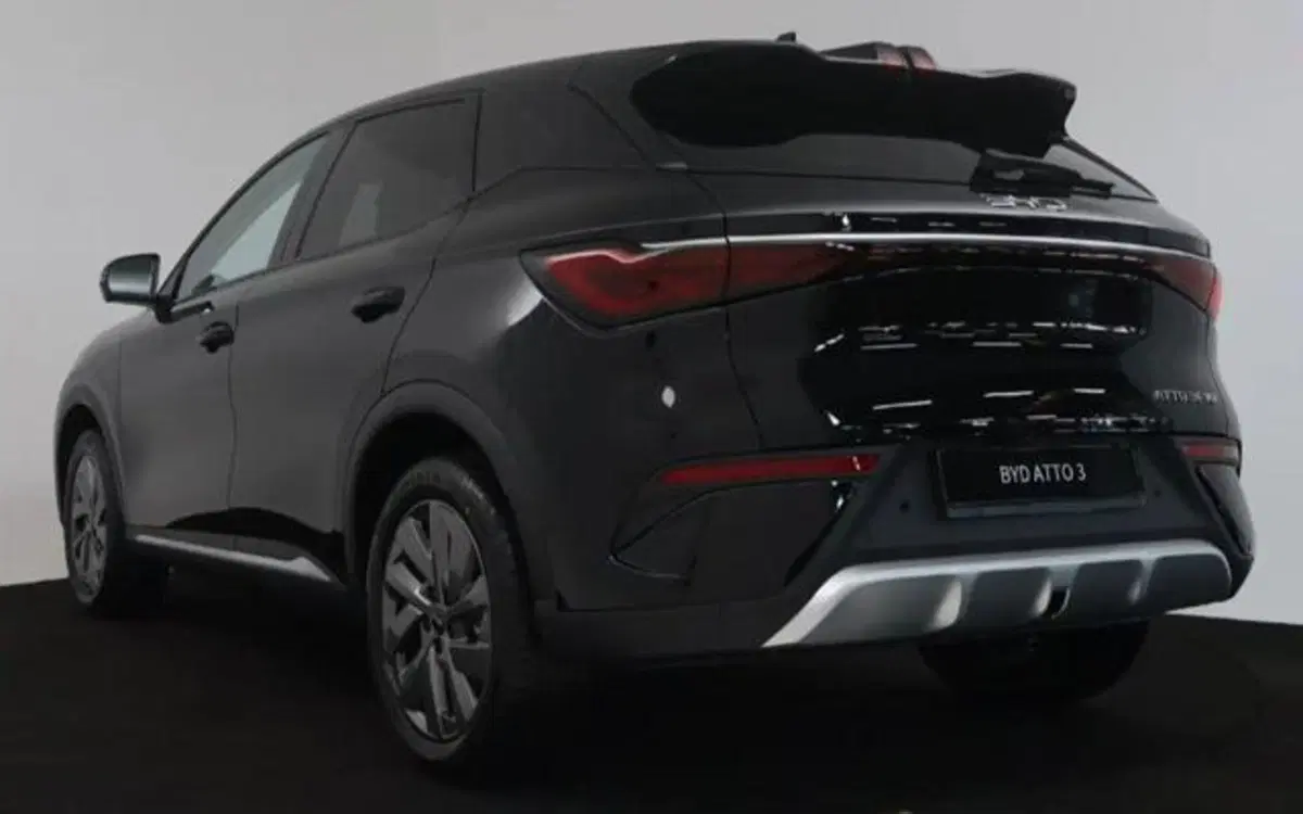 Byd Atto 3 usata a Bologna (5)
