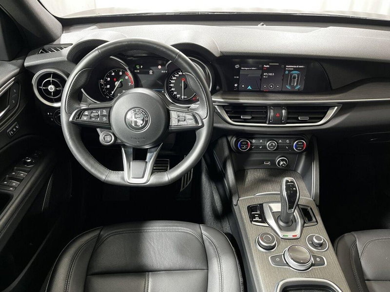 Alfa Romeo Stelvio usata a Sondrio (13)