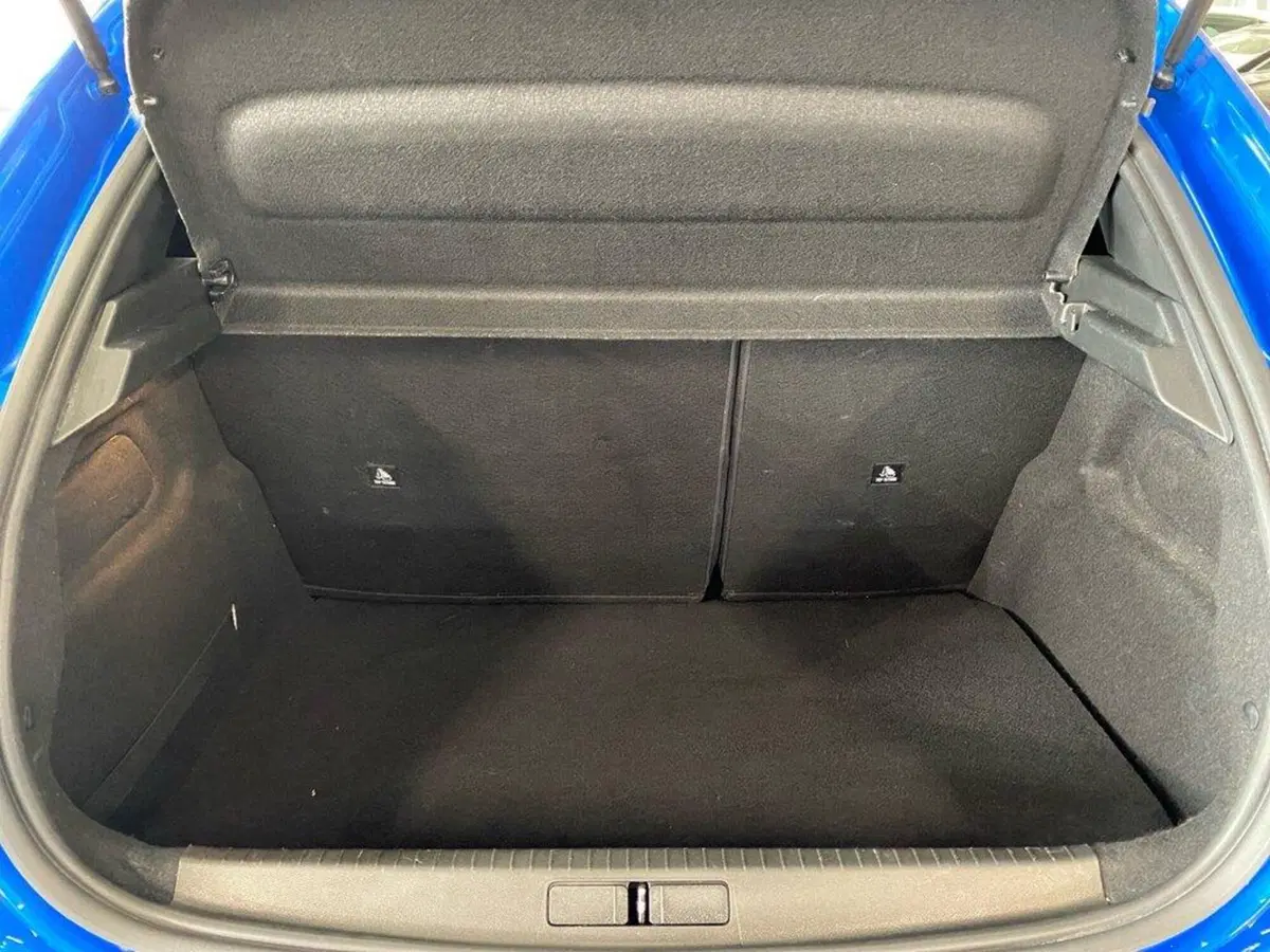 Peugeot 208 usata a Torino (9)