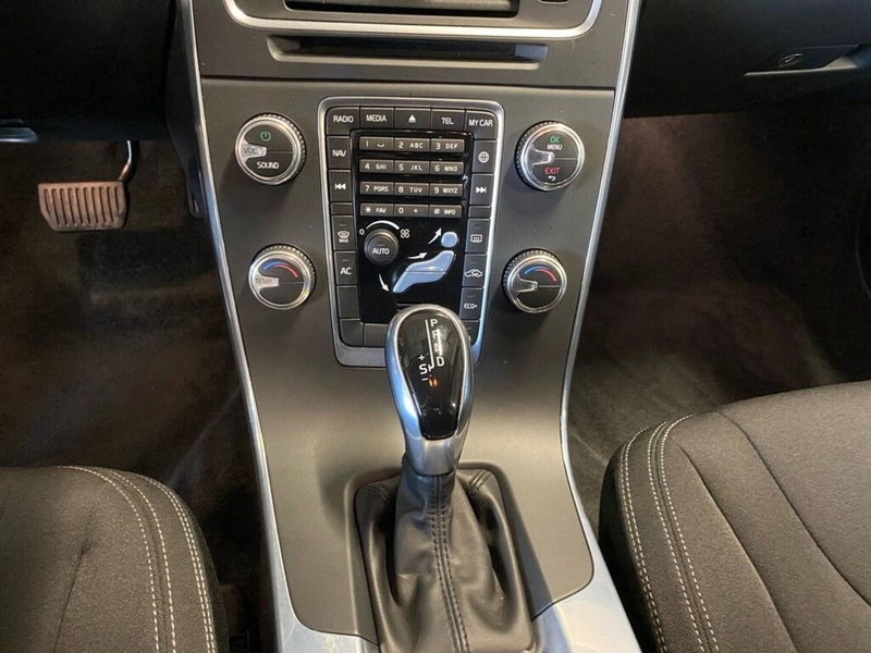 Volvo V60 usata a Torino (10)