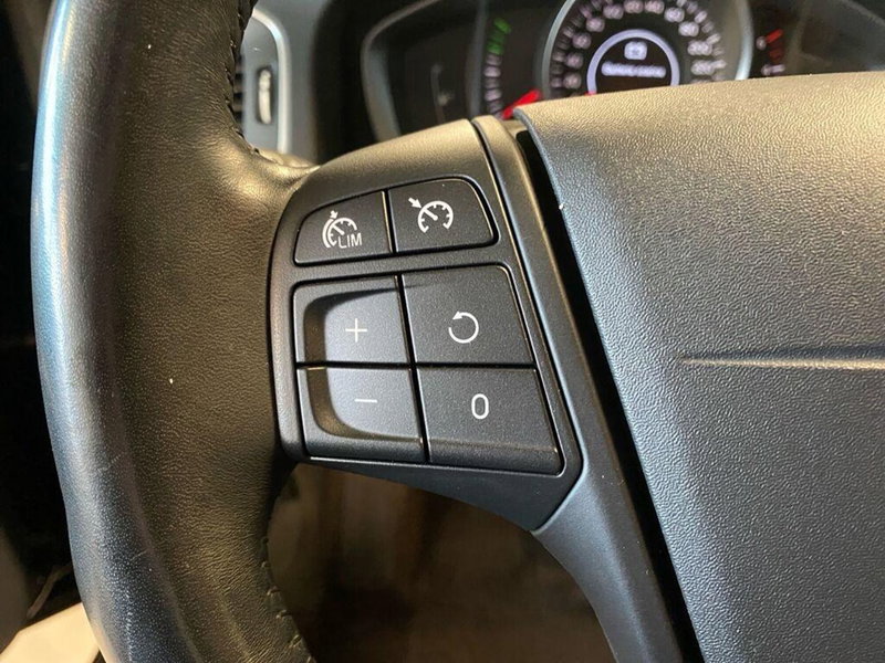 Volvo V60 usata a Torino (11)