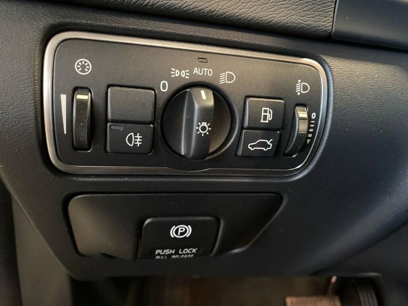 Volvo V60 usata a Torino (13)