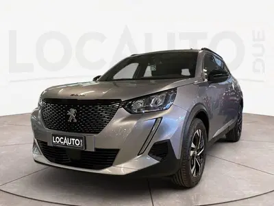 Peugeot 2008 PureTech 130 S&amp;S Allure Pack del 2023 usata a Torino