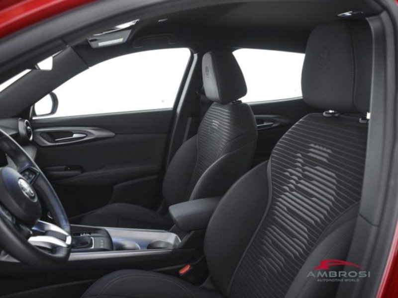 Alfa Romeo Tonale usata a Perugia (9)