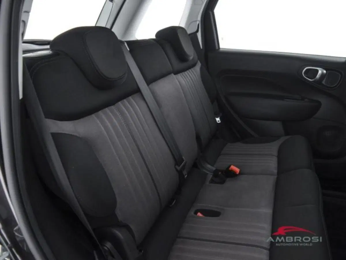 Fiat 500L Living usata a Perugia (11)