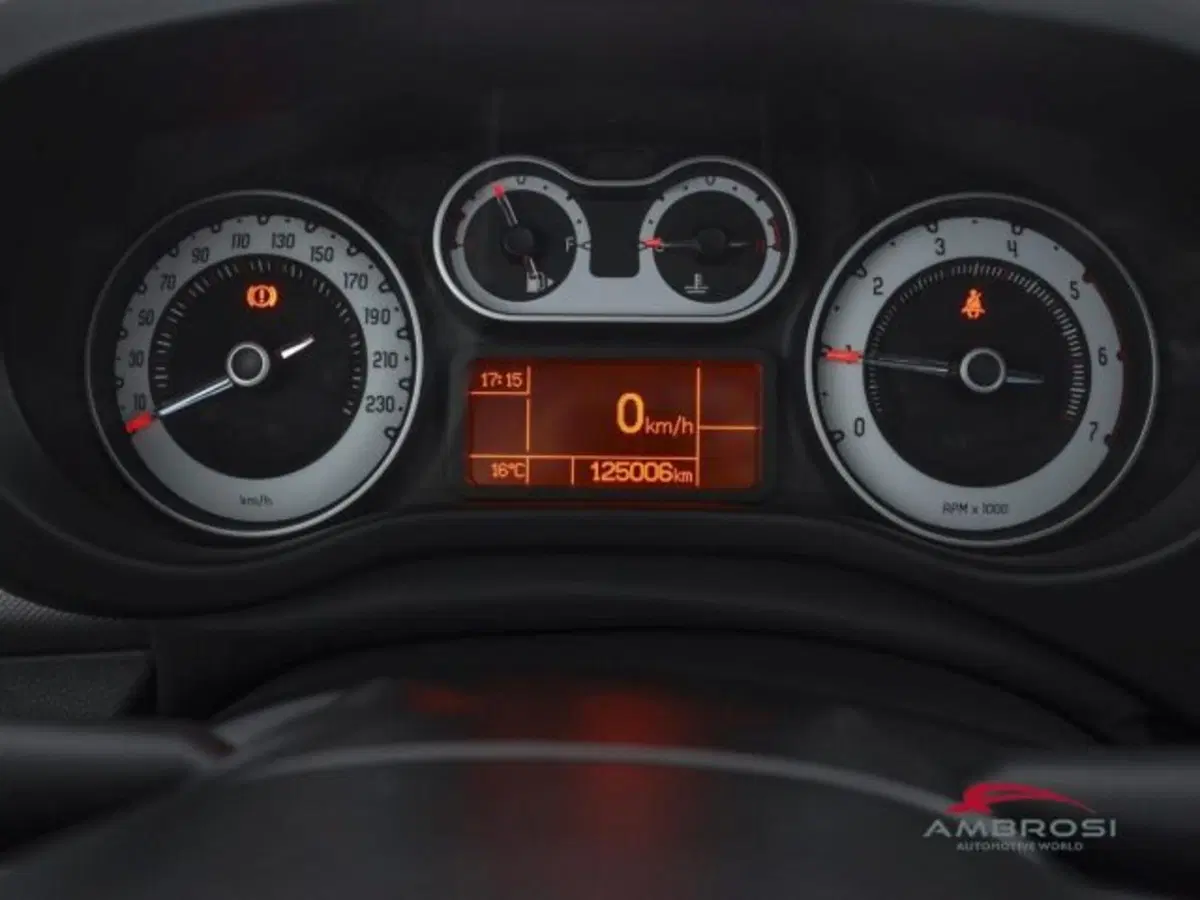 Fiat 500L Living usata a Perugia (13)