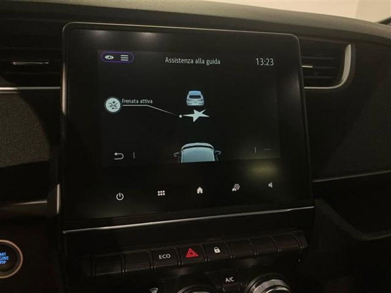 Renault Zoe usata a Como (14)