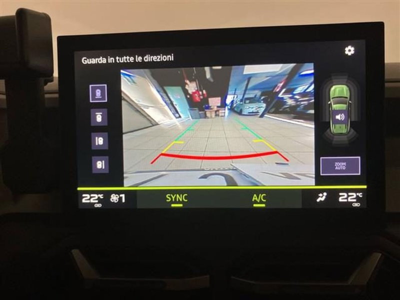 Dacia Bigster usata a Como (14)