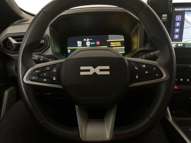 Dacia Bigster usata a Como (16)