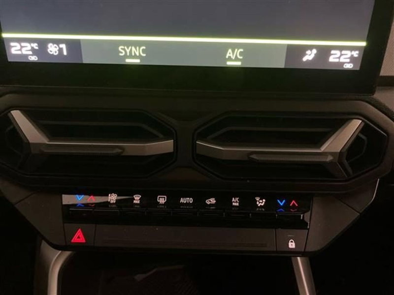 Dacia Bigster usata a Como (19)