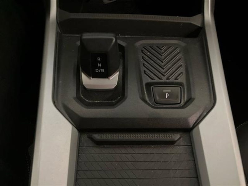 Dacia Bigster usata a Como (20)