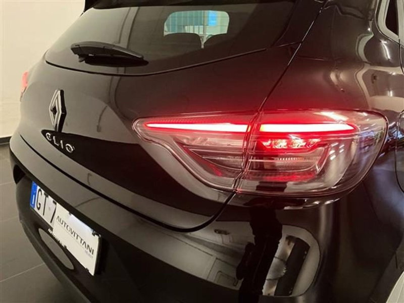 Renault Clio usata a Como (8)