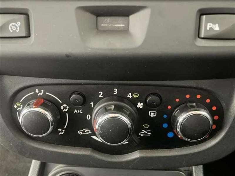 Dacia Duster usata a Como (16)