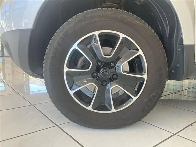 Dacia Duster usata a Como (8)