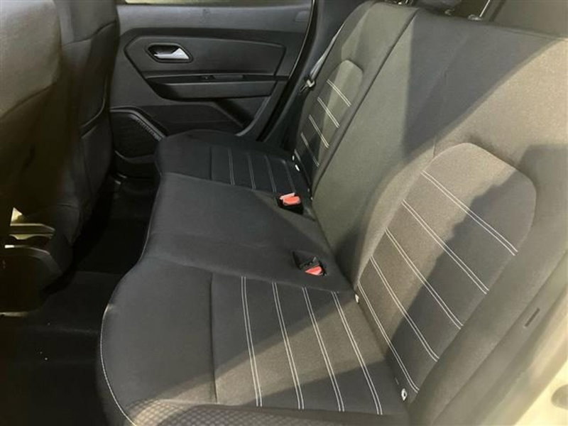 Dacia Duster usata a Como (11)