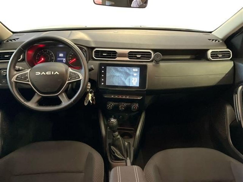 Dacia Duster usata a Como (6)