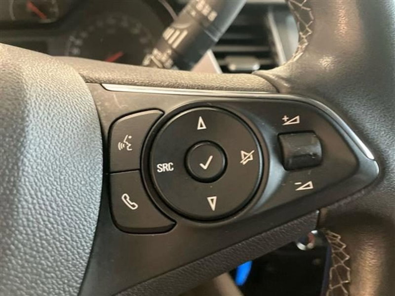 Opel Crossland usata a Como (17)