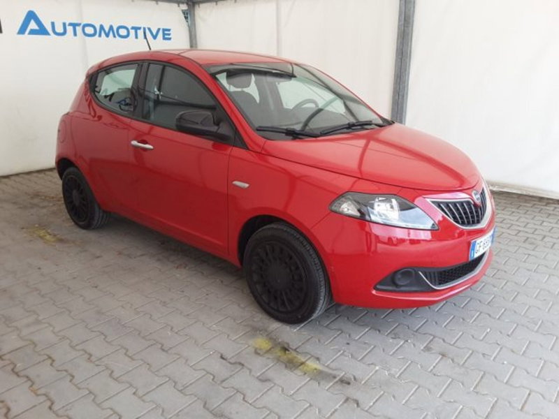 Lancia Ypsilon usata a Firenze (2)