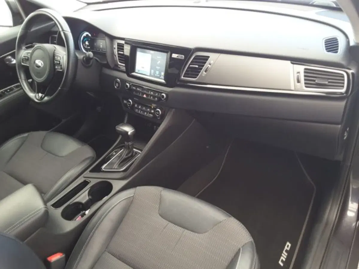 Kia Niro usata a Firenze (10)
