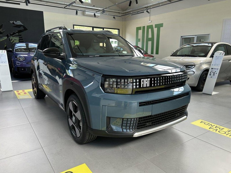 Fiat Grande Panda nuova a Sondrio (7)