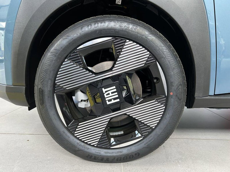 Fiat Grande Panda nuova a Sondrio (9)
