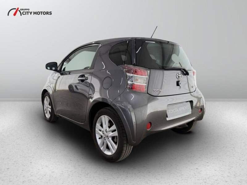 Toyota iQ usata a Monza e Brianza (4)