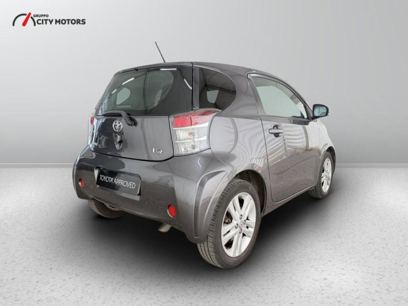 Toyota iQ usata a Monza e Brianza (6)