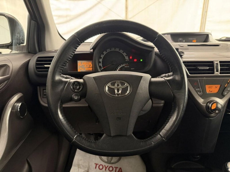 Toyota iQ usata a Monza e Brianza (7)