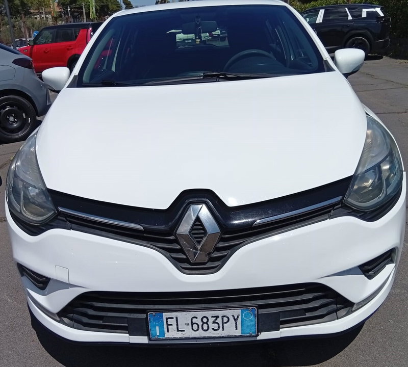 Renault Clio usata a Catania (2)