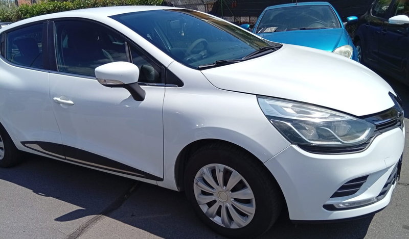 Renault Clio usata a Catania (3)