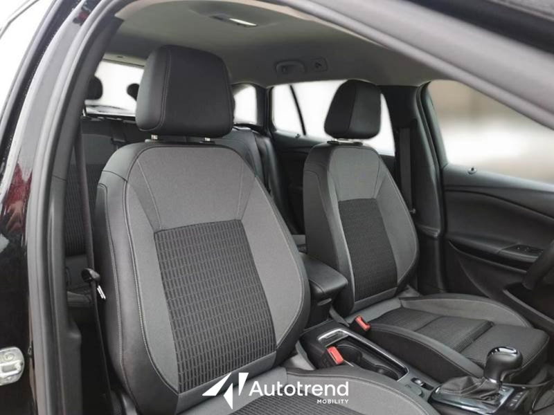 Opel Astra Station Wagon usata a Bari (18)