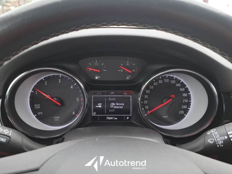 Opel Astra Station Wagon usata a Bari (9)