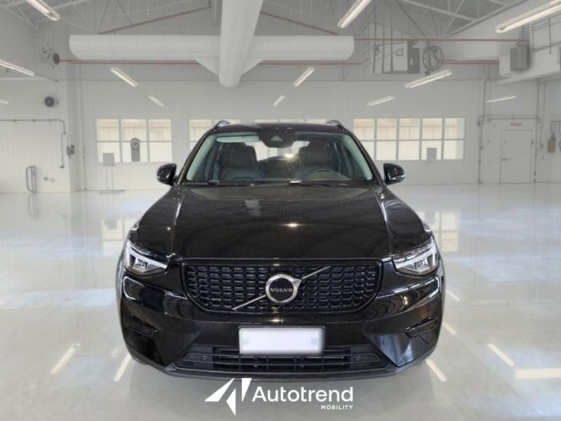 Volvo XC40 usata a Bari (3)