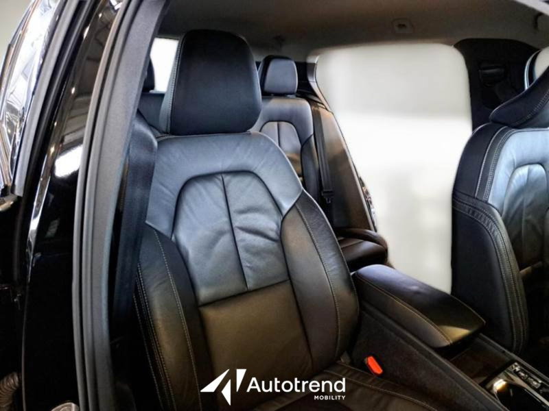 Volvo XC40 usata a Bari (7)