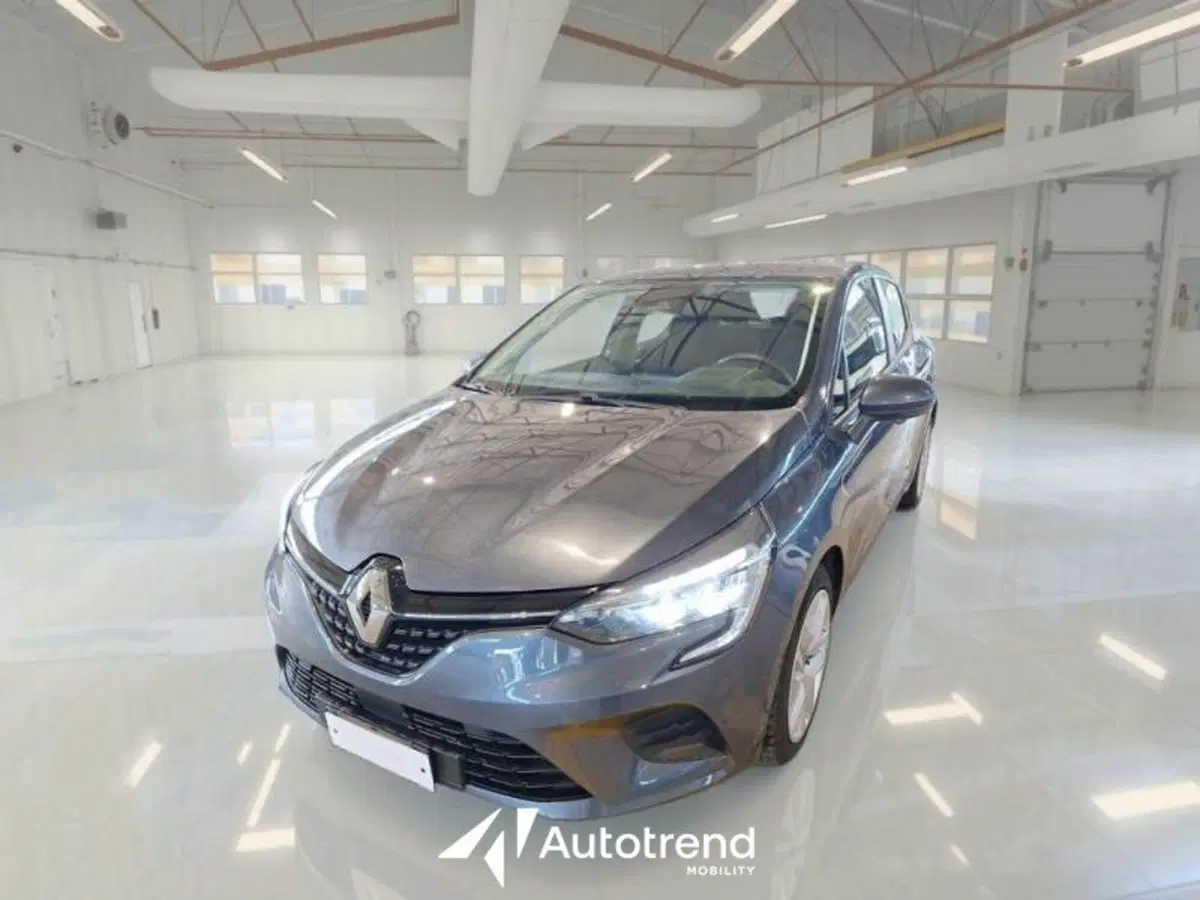 Renault Clio usata a Bari (11)