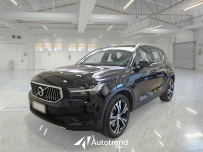 Volvo XC40 T4 Recharge Plug-in Hybrid Inscription del 2021 usata a Bari