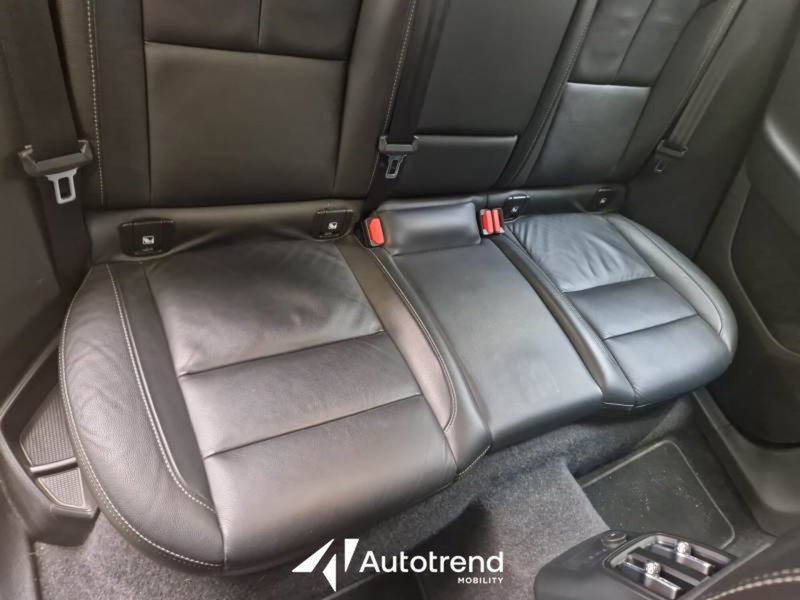 Volvo XC40 usata a Bari (10)