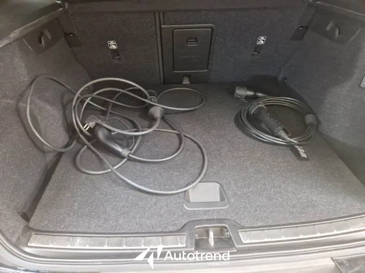 Volvo XC40 usata a Bari (12)