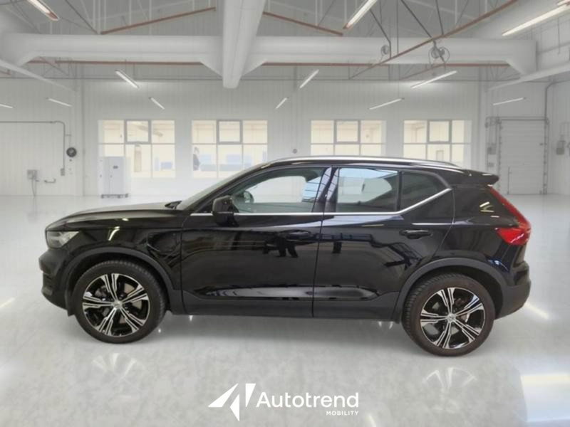Volvo XC40 usata a Bari (16)