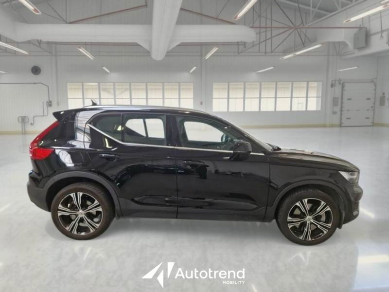 Volvo XC40 usata a Bari (17)