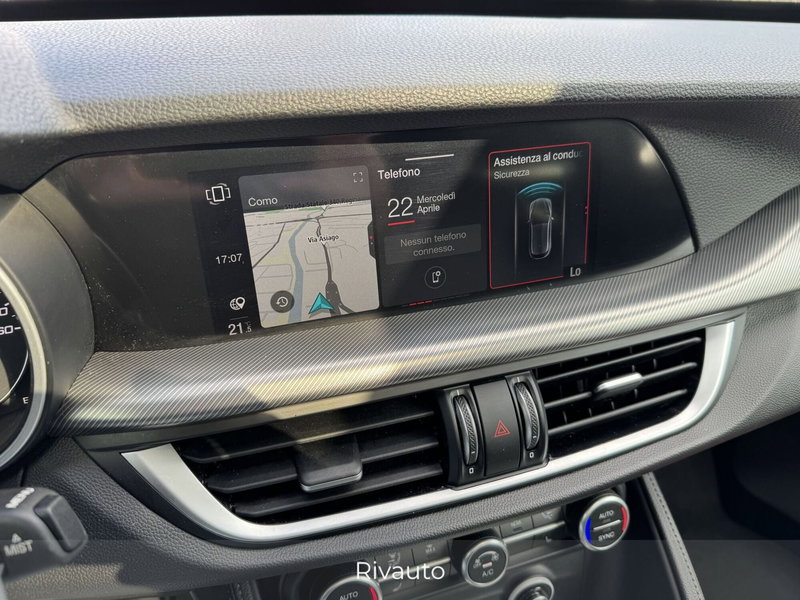 Alfa Romeo Stelvio usata a Como (13)