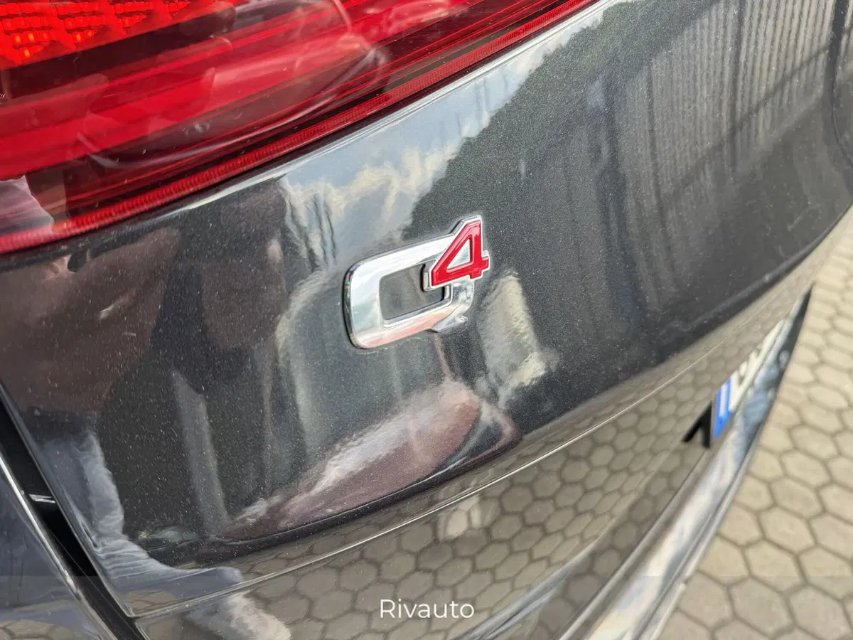 Alfa Romeo Stelvio usata a Como (18)