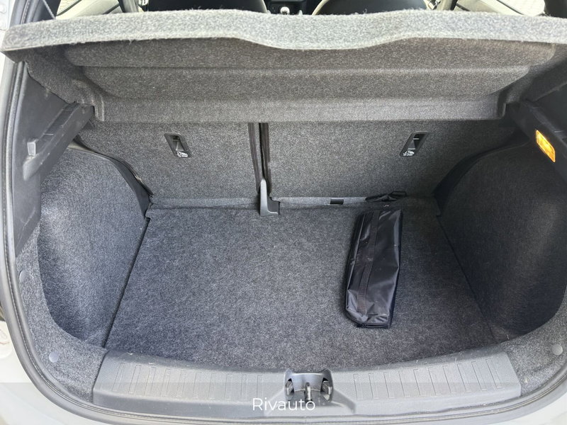 Nissan Micra usata a Como (11)