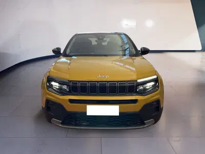 Jeep Avenger 1.2 turbo e-hybrid mhev Summit fwd 110cv edct6 del 2025 usata a Torino