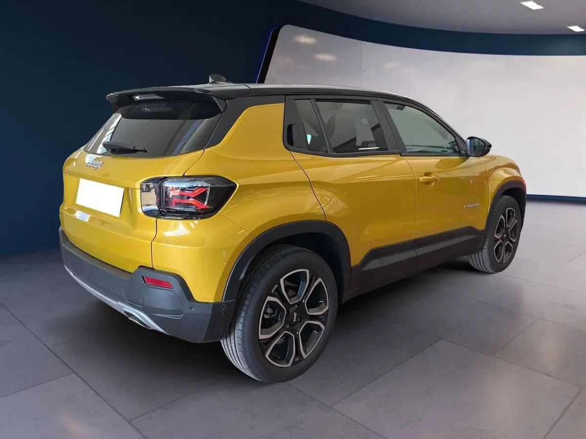 Jeep Avenger usata a Torino (6)