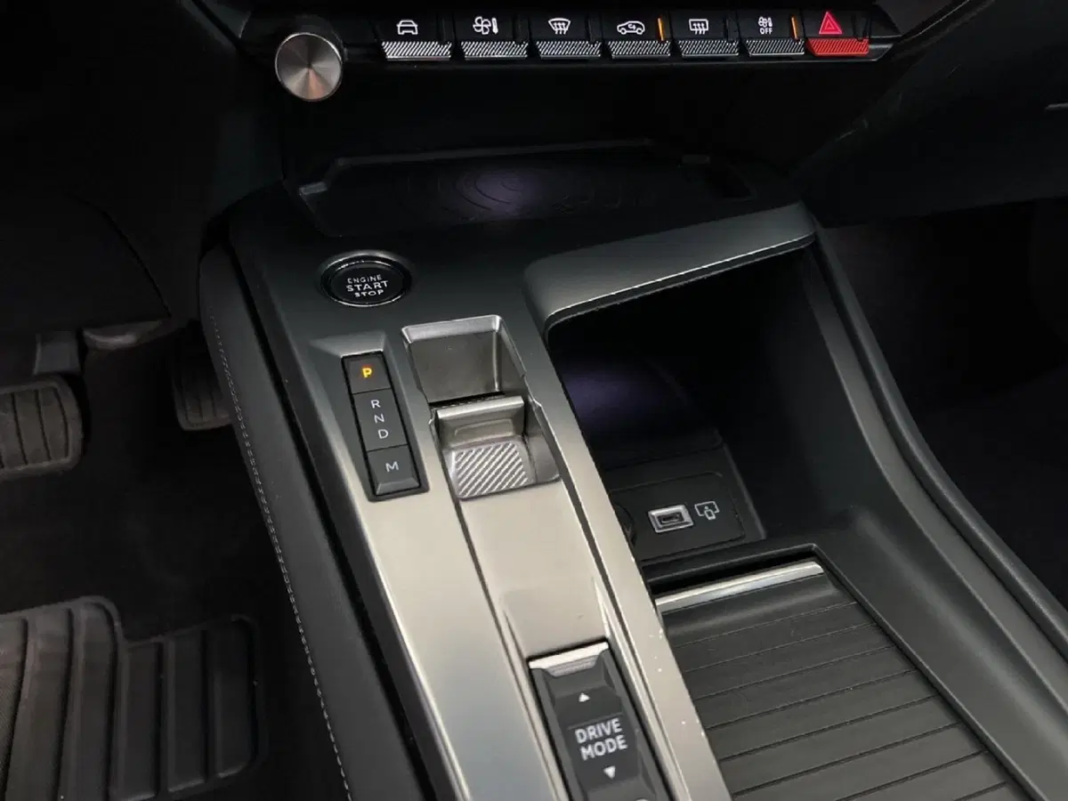 Peugeot 308 SW usata a Torino (14)